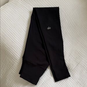 ALO Yoga Kids Solid Black Performance Leggings